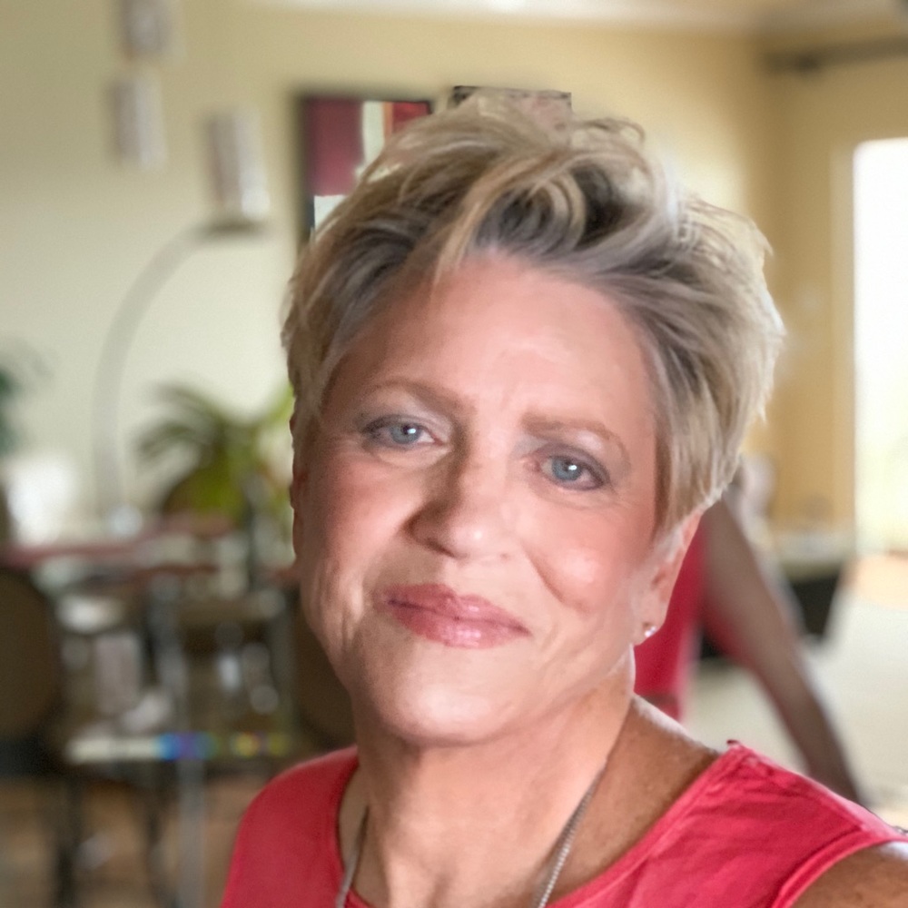 Meet your Posher, Constance